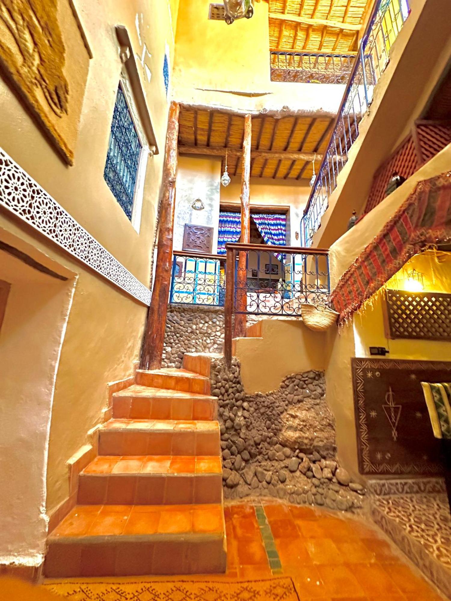 Bed and Breakfast Kasbah El Hajja à Ait Benhaddou Extérieur photo
